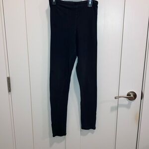 Women’s black leggings. Reebok.